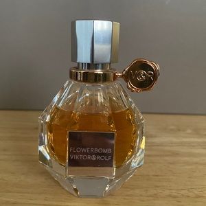 Flowerbomb Viktor & Rolf Eau de Parfum 1.7 oz